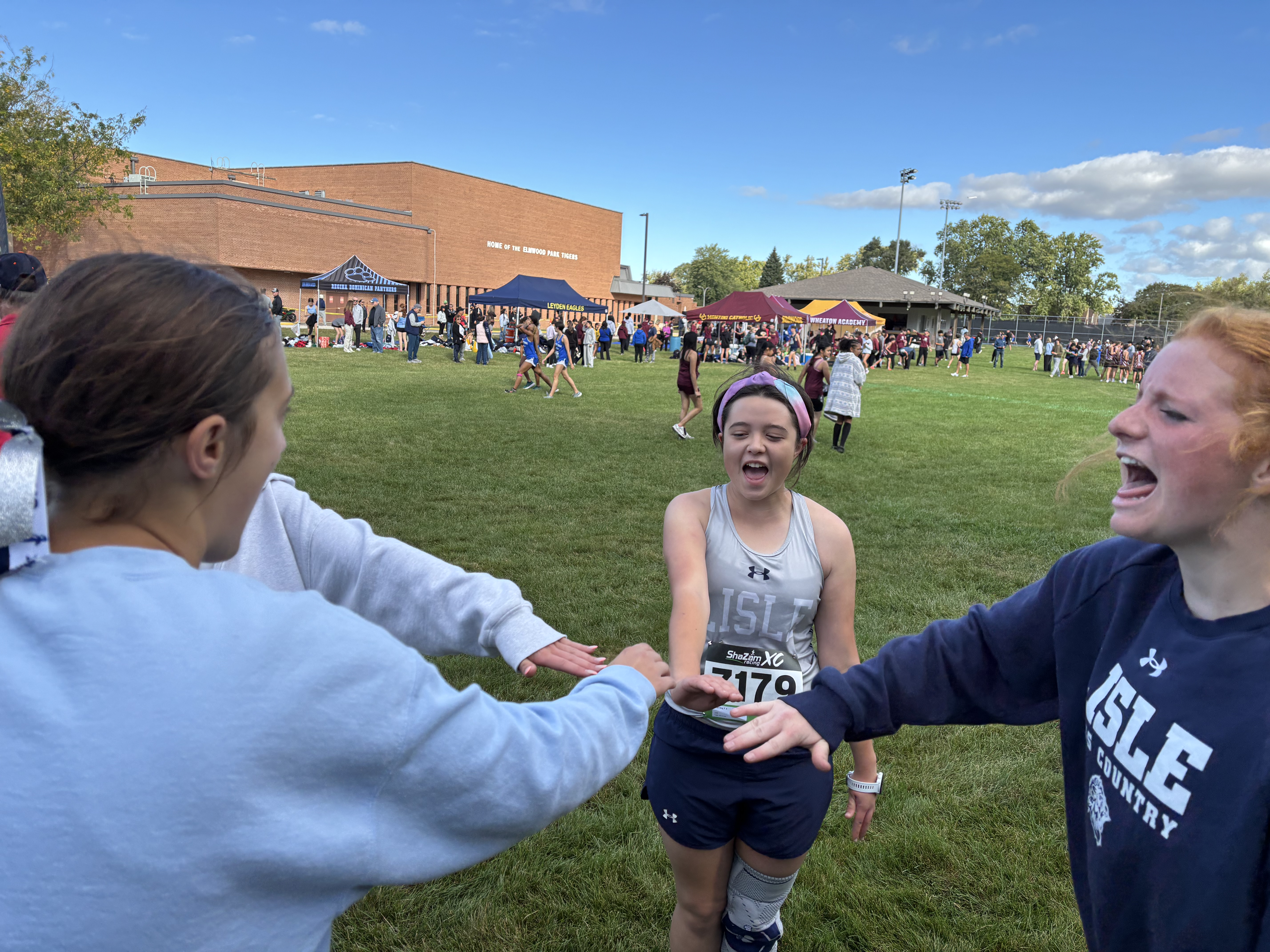 Violet Prepares to Run for Lisle Cross Country at the 2025 Elmwood Park Tiger Invite